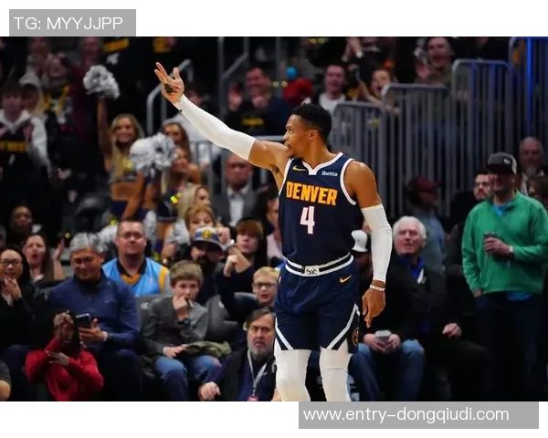 威少谈篮球生涯:我在球场的岁月超越年轻球员需传授经验与智慧 威少谈篮球生涯:我在球场的岁月超越年轻球员需传授经验与智慧